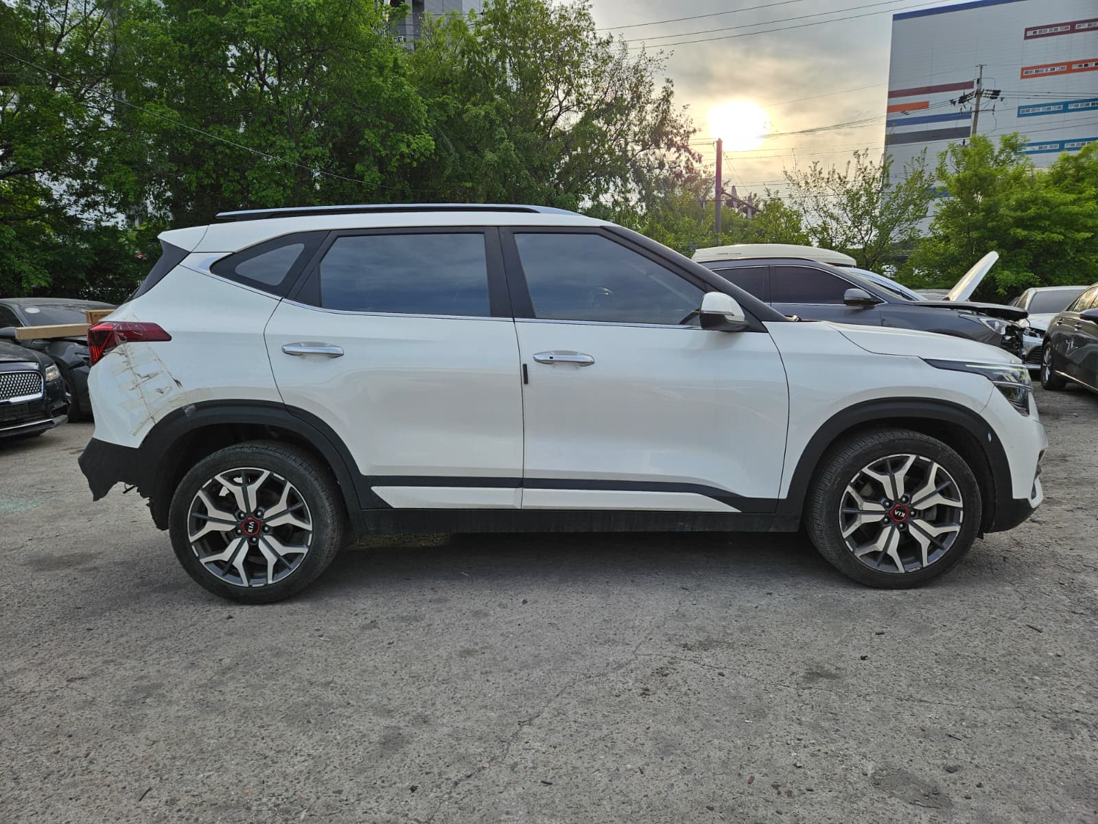 2025 Kia Seltos 1.6 Turbo GDI view 3